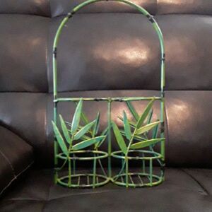 New without tag 2 Bottle Bamboo Holder